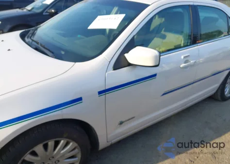 2010 Ford Fusion from USA, damaged, VIN 3FADP0L31AR395168